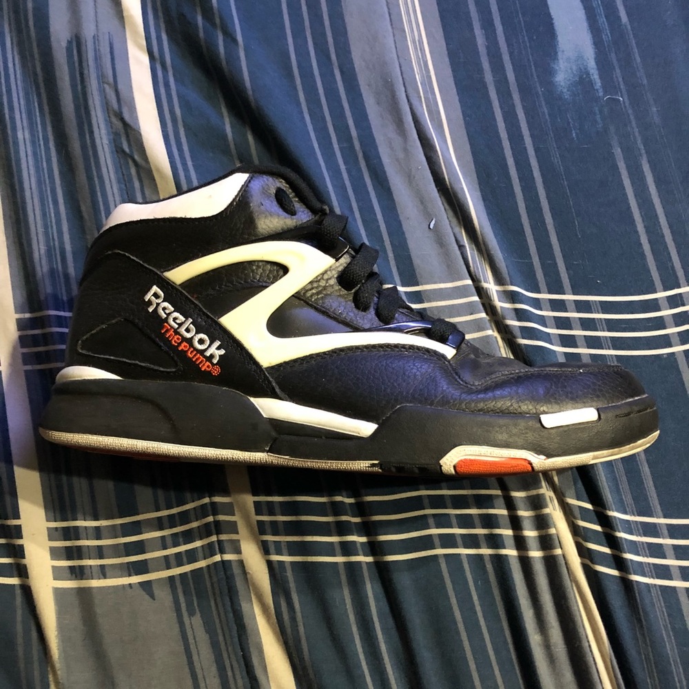 Reebok classic pumps